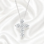 collier croix femme élégant argent.