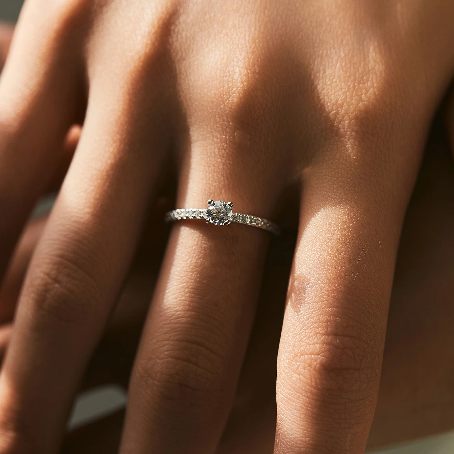 Women's Silver Solitaire Moissanite Pure Light Ring