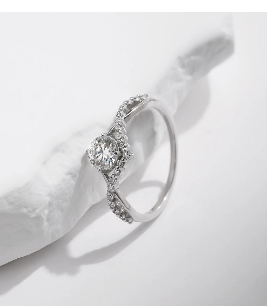 Bague Femme Argent Couronne Éclat Moissanite
