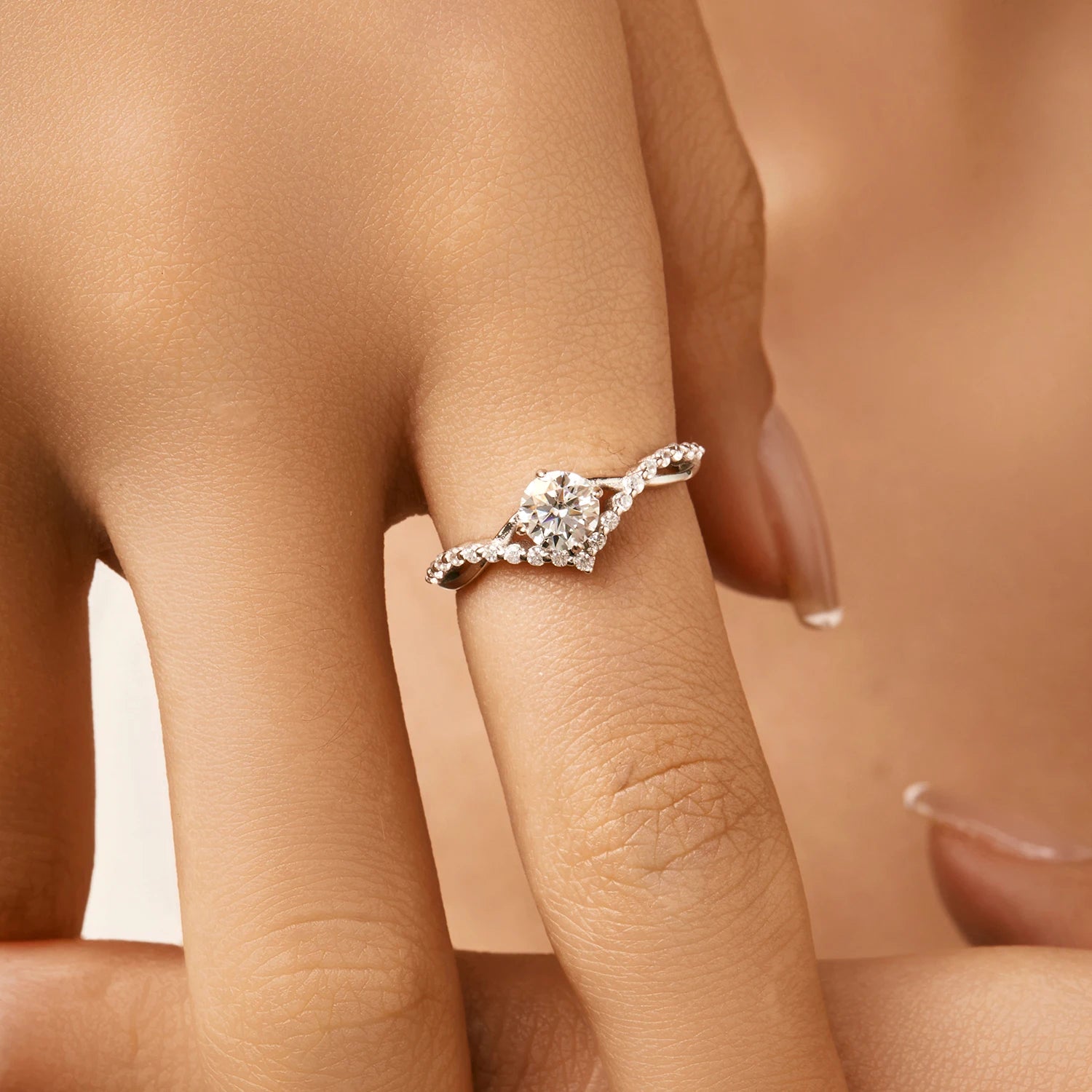 Bague Femme Argent Couronne Éclat Moissanite