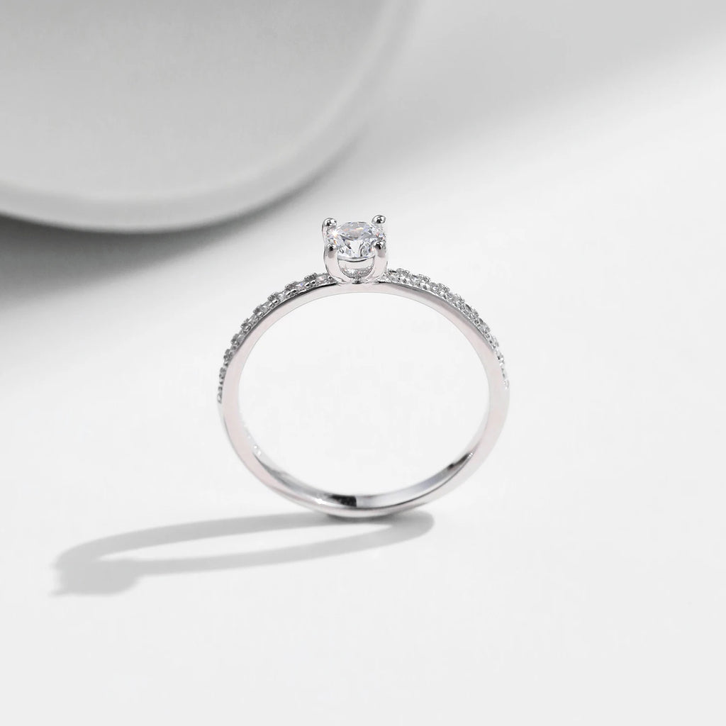 Women's Silver Solitaire Moissanite Pure Light Ring