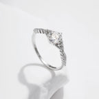 Bague Femme Argent Couronne Éclat Moissanite