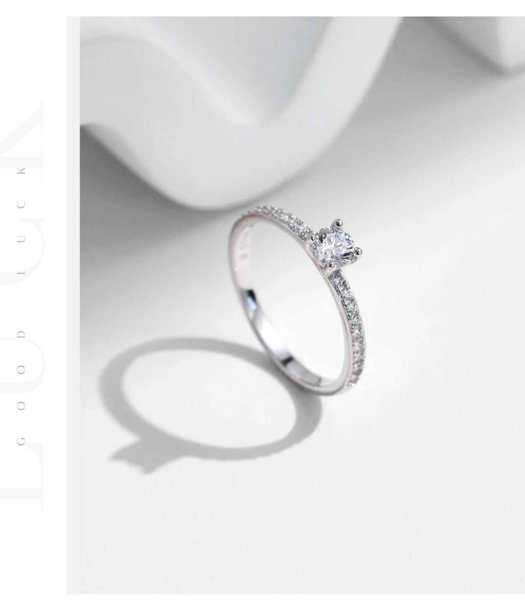 Women's Silver Solitaire Moissanite Pure Light Ring