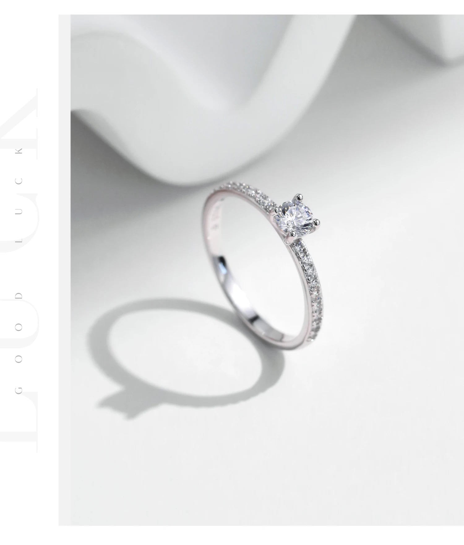 Women's Silver Solitaire Moissanite Pure Light Ring