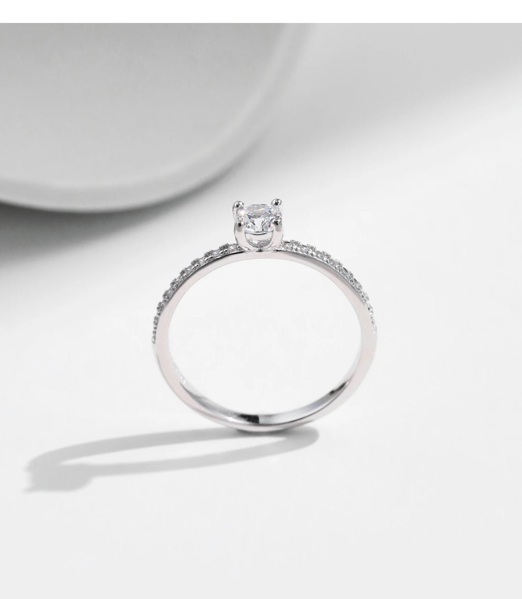 Women's Silver Solitaire Moissanite Pure Light Ring