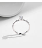 Women's Silver Solitaire Moissanite Pure Light Ring