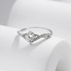 Bague Femme Argent Couronne Éclat Moissanite